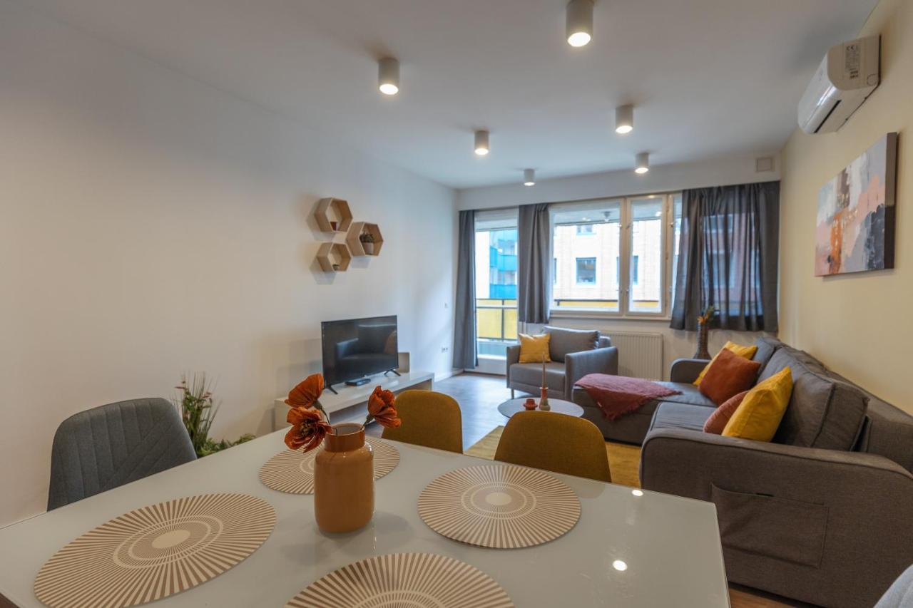 Apartment Gems Of - Tiger Eye